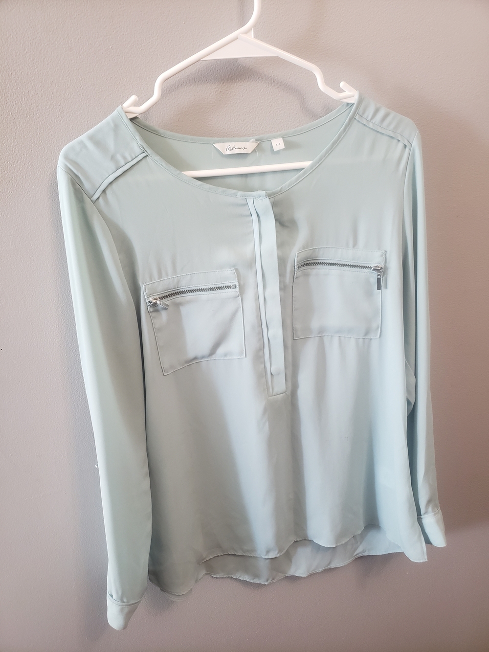 Reitmans Light Mint Blue Long-Sleeve Zip Pocket Blouse